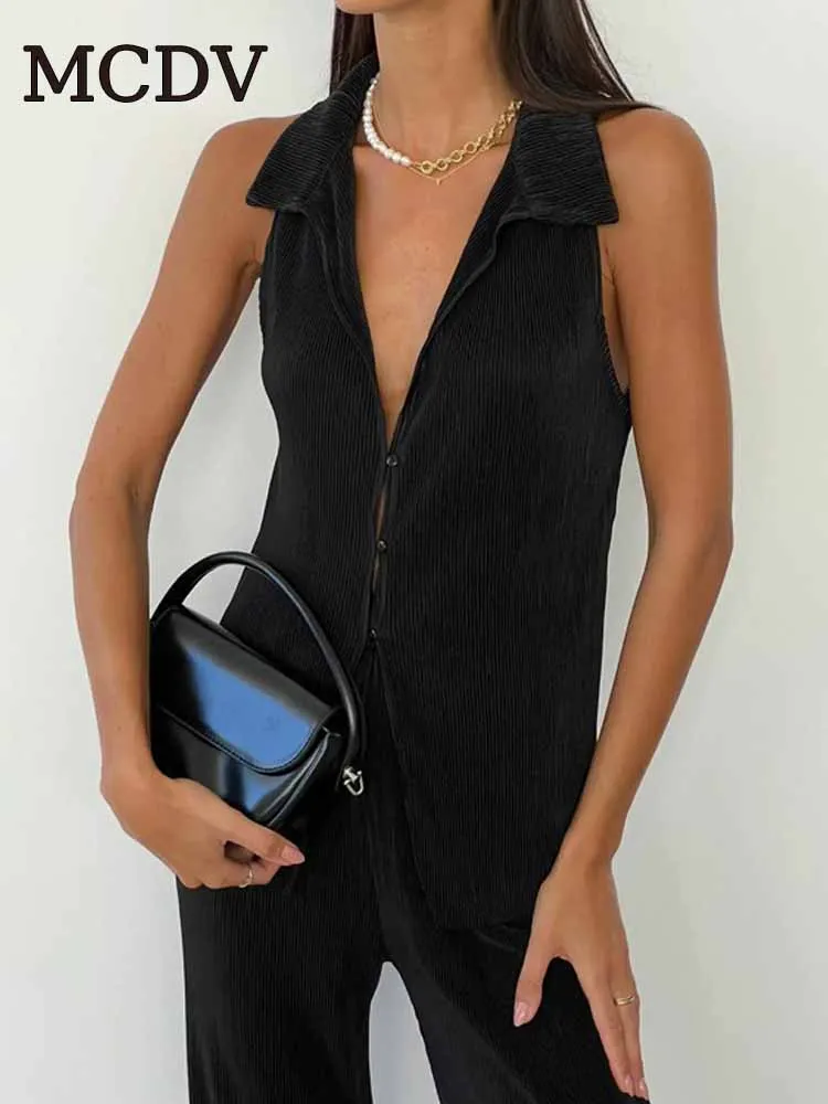 MCDV Casual Pleated Vest Pants Suit Women Button Sleeveless Tank Top High Waist Straight Pants Two Piece Set Office Lady Clothes
MCDV Casual Pleated Vest Pants Suit Women Button Sleeveless Tank Top High Waist Straight Pants Two Piece Set Office Lady Clothes