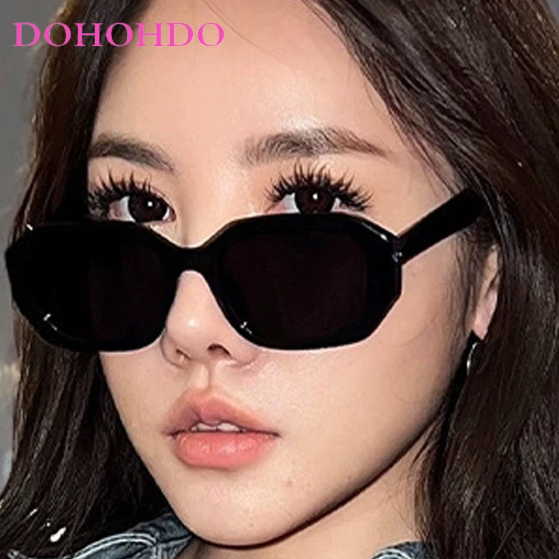 Classic Small Oval Women's Sunglasses Luxury Brand Designer Vintage Men Sun Glasses Outdoor Drive Travel Shades Eyewear UV400
Classic Small Oval Women's Sunglasses Luxury Brand Designer Vintage Men Sun Glasses Outdoor Drive Travel Shades Eyewear UV400