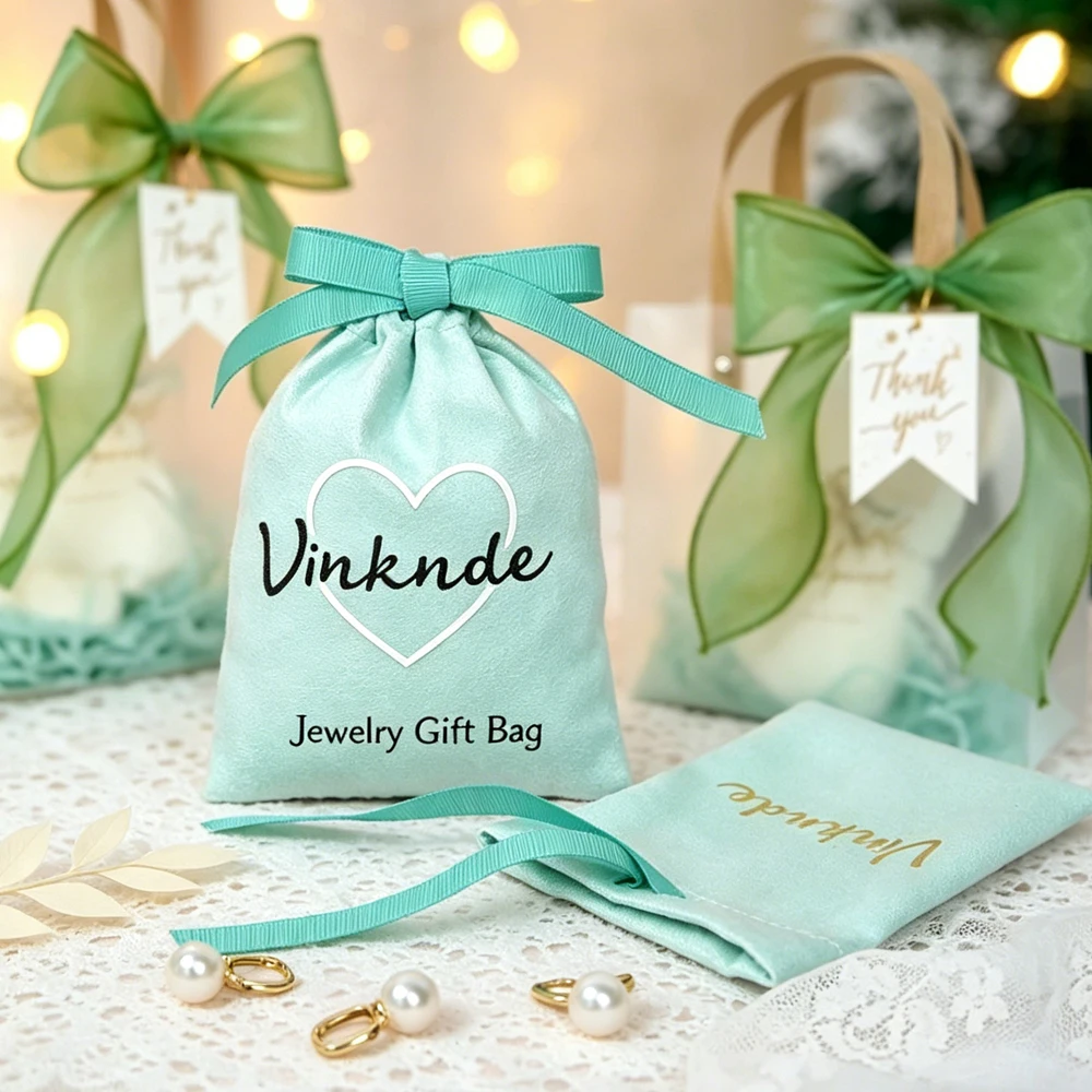 100Pcs 8*10Cm Green Flannel Jewelry Hair Cosmetic Wig Bag Custom Logo Printed Gift Blet Lingerie Packing Drawstring Velvet Pouch
100Pcs 8*10Cm Green Flannel Jewelry Hair Cosmetic Wig Bag Custom Logo Printed Gift Blet Lingerie Packing Drawstring Velvet Pouch