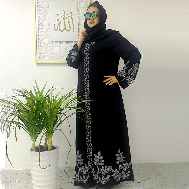 Muslim Woman Abaya Dubai Muslim Modest Dress Women Elegant Arabic Femme Hijab Abaya Islamic Long Sleeve Kebaya Turkey Clothing
Muslim Woman Abaya Dubai Muslim Modest Dress Women Elegant Arabic Femme Hijab Abaya Islamic Long Sleeve Kebaya Turkey Clothing