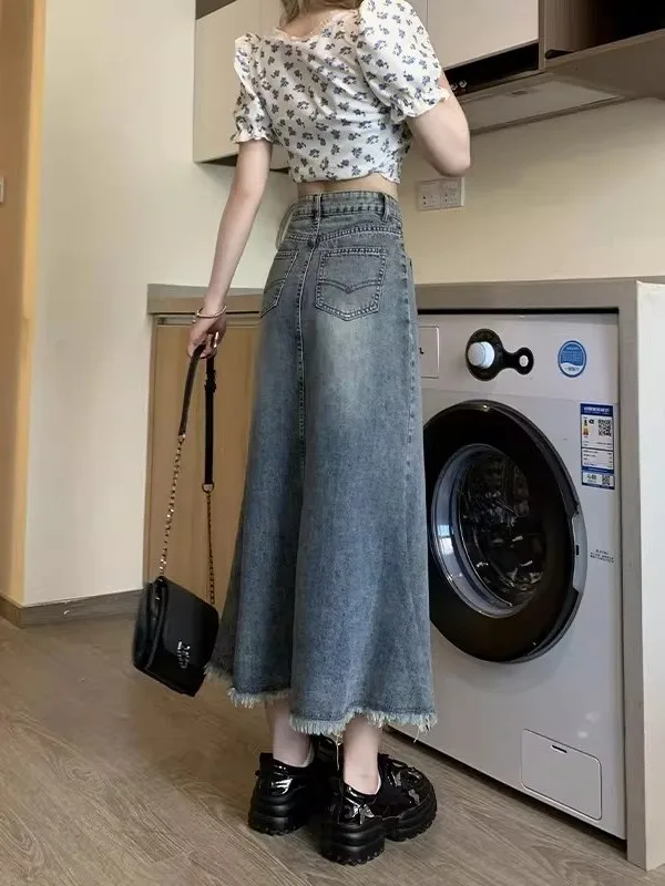 High Waist A-Line Denim Skirt for Women with Frayed Hem Sexy Girl Style Breathable Skin-Friendly Daily Wear Fish Tail Skirt
High Waist A-Line Denim Skirt for Women with Frayed Hem Sexy Girl Style Breathable Skin-Friendly Daily Wear Fish Tail Skirt