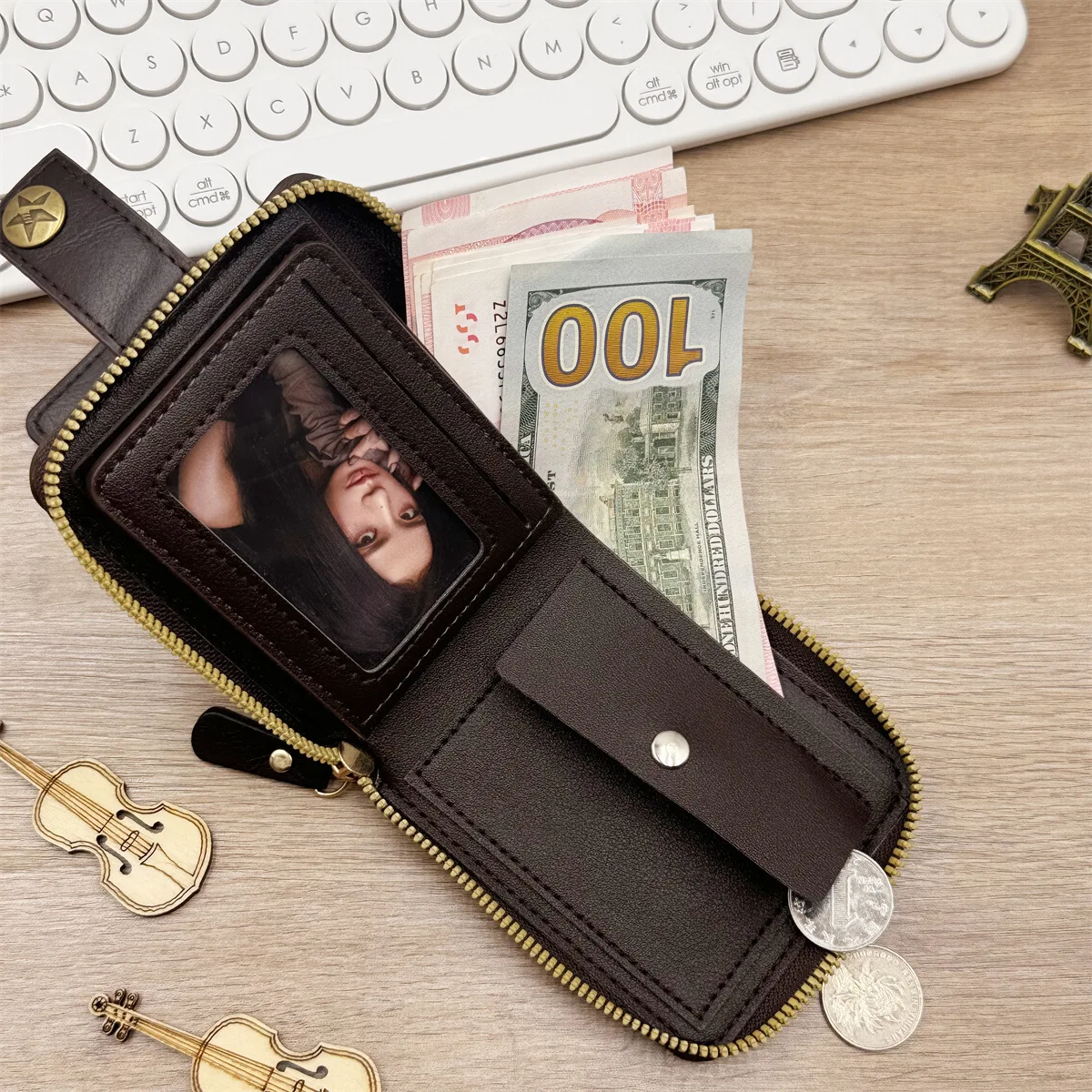 Vintage Men's Wallet PU Leather Short Purse Men Hasp Zipper Clutch Solid Color Wallets High Quality Durable Convenient Wallets
Vintage Men's Wallet PU Leather Short Purse Men Hasp Zipper Clutch Solid Color Wallets High Quality Durable Convenient Wallets