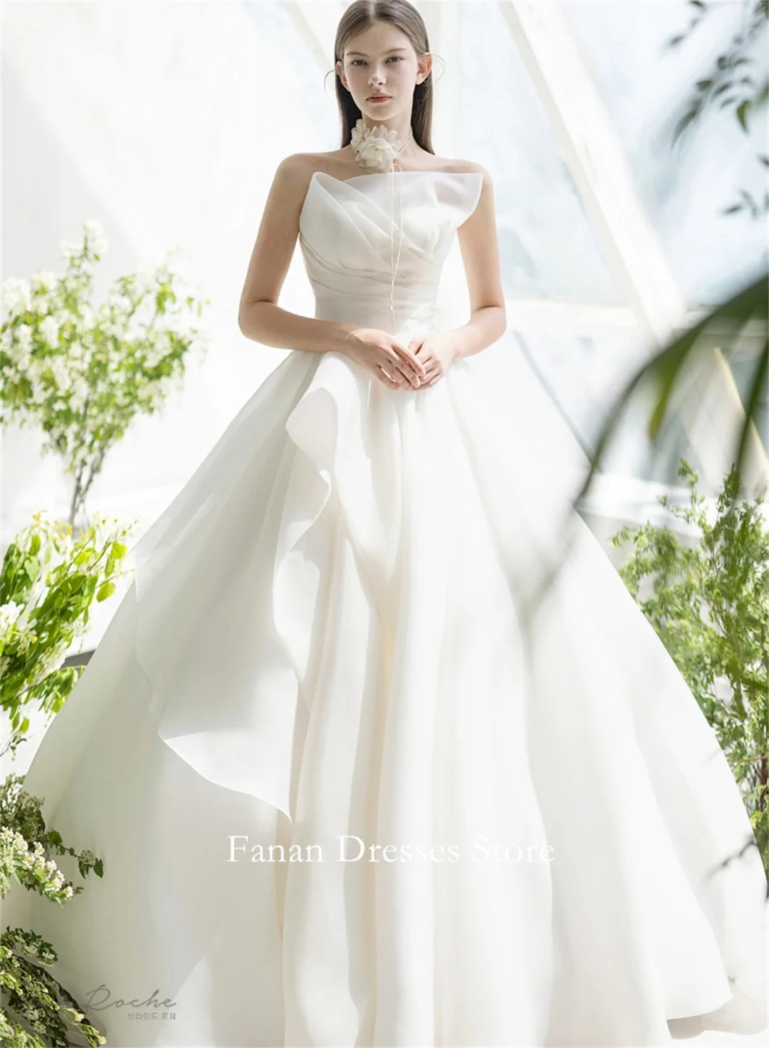 FANAN Корейское элегантное свадебное платье из органзы без бретелек 웨딩드레스 бальное платье с корсетом цвета слоновой кости, красивые платья невесты на заказ, большие размеры
FANAN Корейское элегантное свадебное платье из органзы без бретелек 웨딩드레스 бальное платье с корсетом цвета слоновой кости, красивые платья невесты на заказ, большие размеры