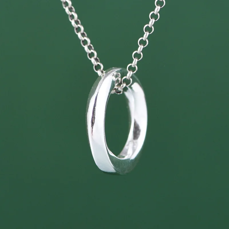 Glossy 990 Silver Moebius Circle Pendants for Women 999 Silver Knocking Face Peace Button Necklaces Minimalism Jewelry NO Chains
Glossy 990 Silver Moebius Circle Pendants for Women 999 Silver Knocking Face Peace Button Necklaces Minimalism Jewelry NO Chains