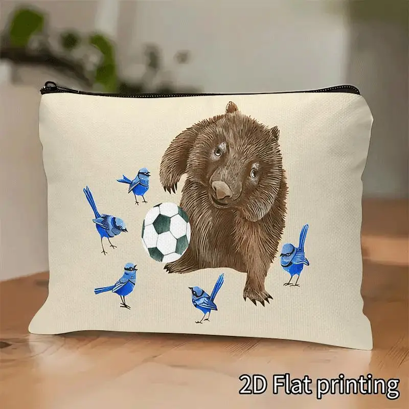 Косметичка Nestlé Football Bag с дизайном медведя, 1 шт. - многофункциональная сумка на молнии для женщин, идеальная дорожная сумка на молнии для хранения вещей.
Косметичка Nestlé Football Bag с дизайном медведя, 1 шт. - многофункциональная сумка на молнии для женщин, идеальная дорожная сумка на молнии для хранения вещей.