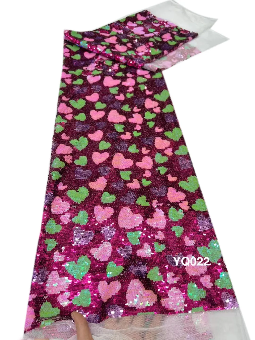 2023 new full width colorful heart sequin lace fabric, high quality sequin fashion evening dresses/5yards
2023 new full width colorful heart sequin lace fabric, high quality sequin fashion evening dresses/5yards