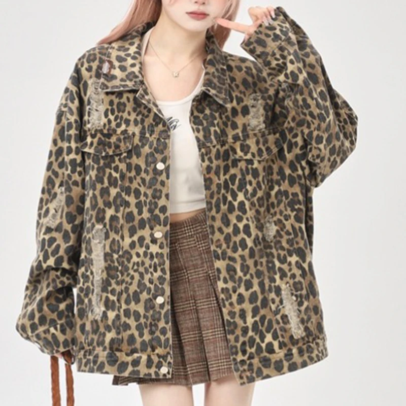 Women's Leopard Print Ripped Denim Jacket American 90s Vintage Classical Fashion High Street Unisex Punk Denim Jeans Loose Top
Women's Leopard Print Ripped Denim Jacket American 90s Vintage Classical Fashion High Street Unisex Punk Denim Jeans Loose Top