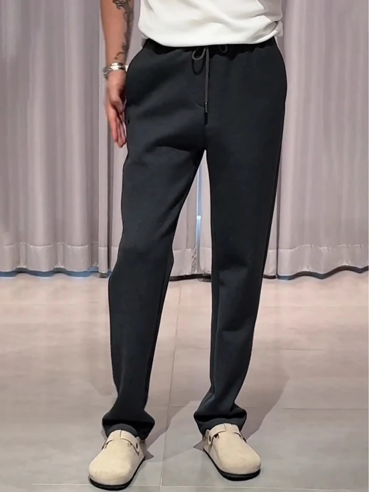 Men's Casual Loose Spor Straight Leg Pants Autumn Winter High-End Drapey Wide Leg Trousers Simple Luxury Long Sweatpants
Men's Casual Loose Spor Straight Leg Pants Autumn Winter High-End Drapey Wide Leg Trousers Simple Luxury Long Sweatpants