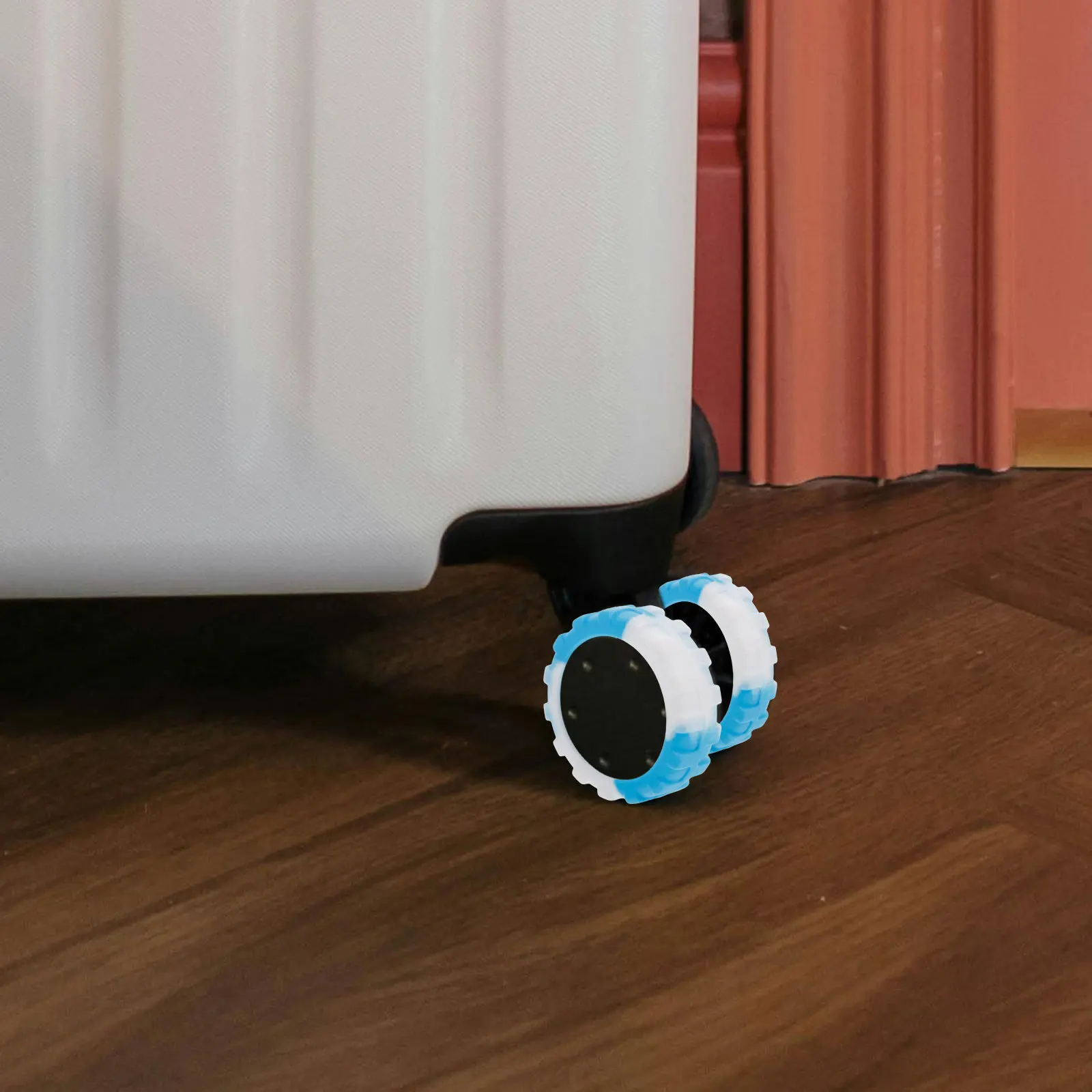 Комплект из 4 эластичных силиконовых чехлов для колес чемоданов: бесшумная ходьба, защита от скольжения и пыли для дорожных сумок
Комплект из 4 эластичных силиконовых чехлов для колес чемоданов: бесшумная ходьба, защита от скольжения и пыли для дорожных сумок