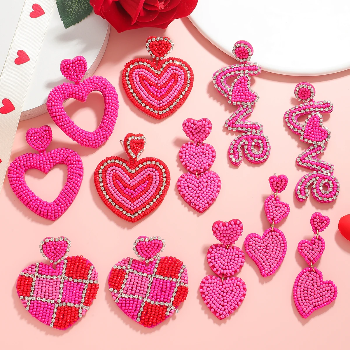 Valentine's Day Pink Handmade Beaded Letter LOVE Heart Dangle Earrings For Women Creative Romantic Elegant Date Accessory Gifts
Valentine's Day Pink Handmade Beaded Letter LOVE Heart Dangle Earrings For Women Creative Romantic Elegant Date Accessory Gifts