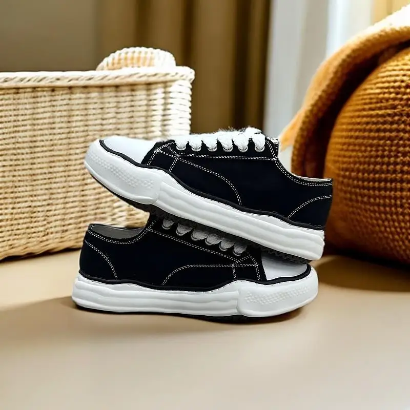 2024 EVA Sole Running Shoes for Women, Casual Sports Shoes, Flat Shoes Sneakers Women Shoes
2024 EVA Sole Running Shoes for Women, Casual Sports Shoes, Flat Shoes Sneakers Women Shoes