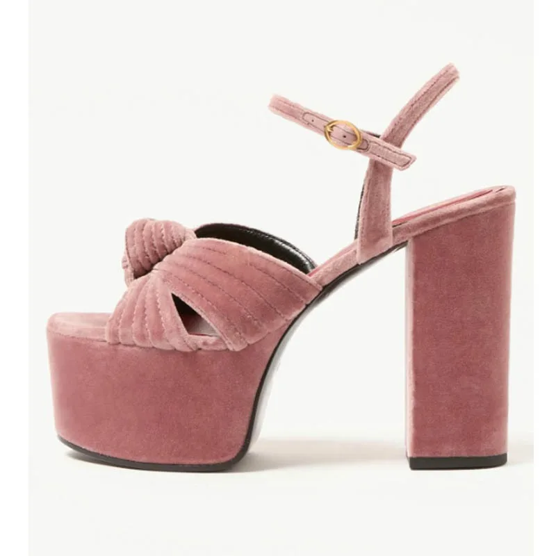 2026Spring and Summer NewOpen Toed One Line Buckle with ThickBottom Sandals European and American Thick High Heels Banquet Shoes
2026Spring and Summer NewOpen Toed One Line Buckle with ThickBottom Sandals European and American Thick High Heels Banquet Shoes