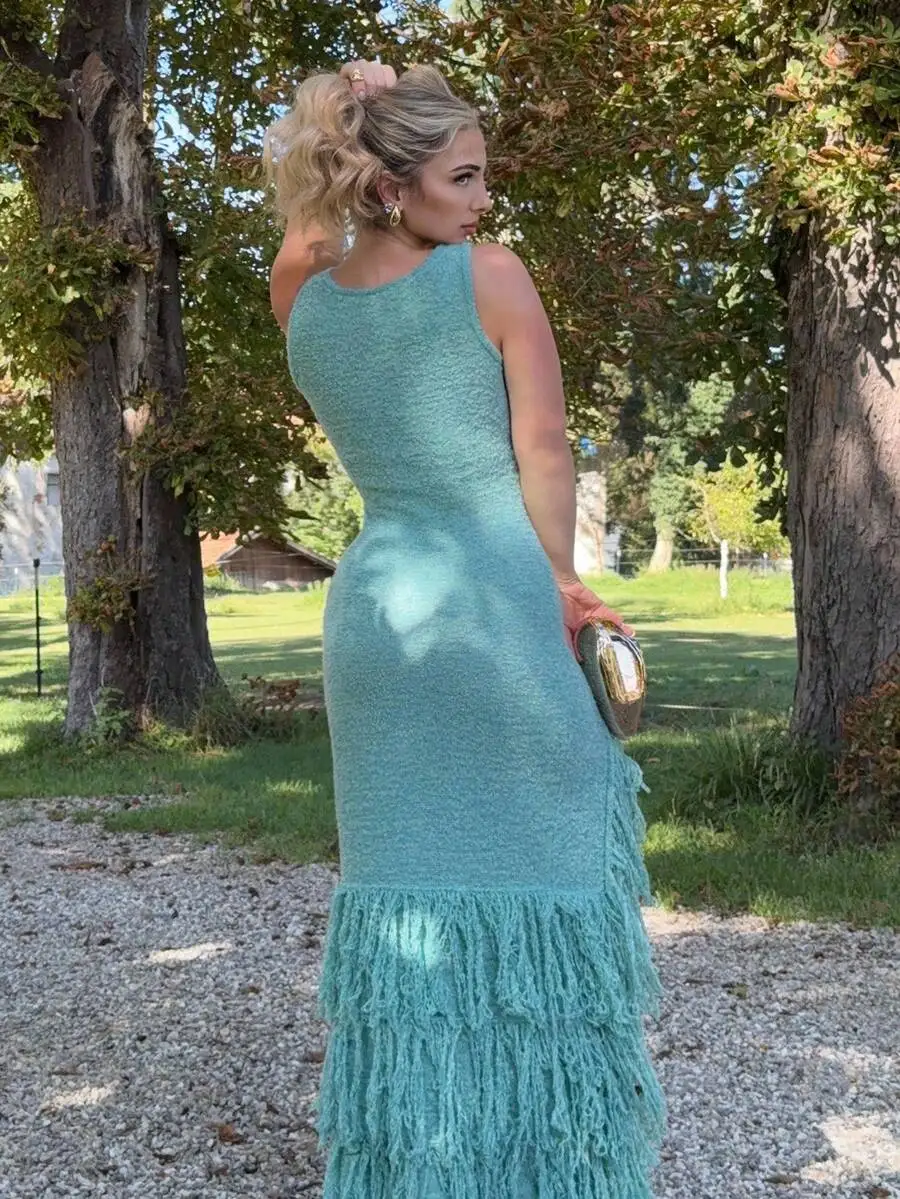Scoop Neck Knit Fringe Maxi Dress Elegant Summer Vacation Wedding Guest
Scoop Neck Knit Fringe Maxi Dress Elegant Summer Vacation Wedding Guest