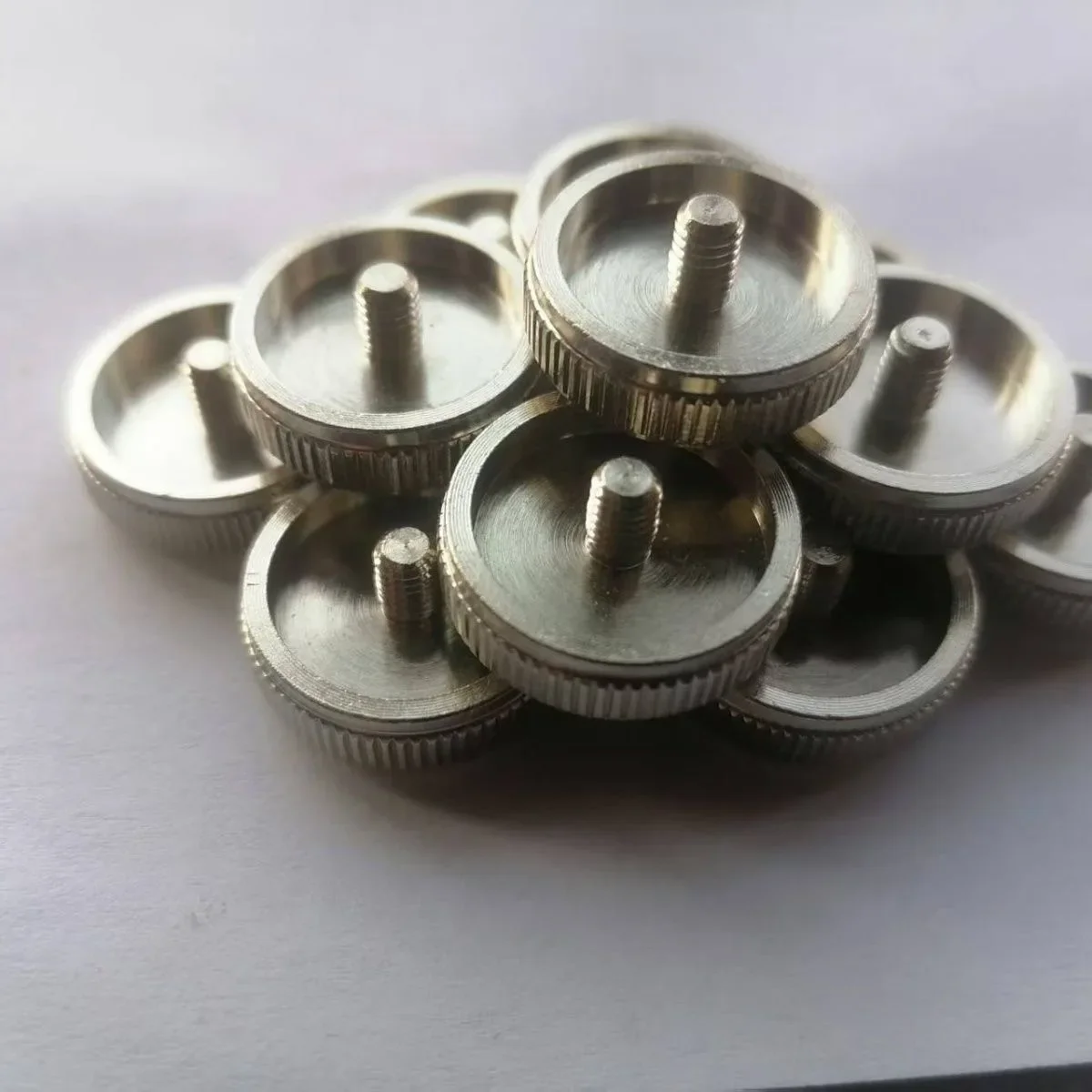 1 set = 3 pcs Tuba Valve Button Accessories Tuba Accessories: Valve Buttons & Keys for Brass Instruments
1 set = 3 pcs Tuba Valve Button Accessories Tuba Accessories: Valve Buttons & Keys for Brass Instruments