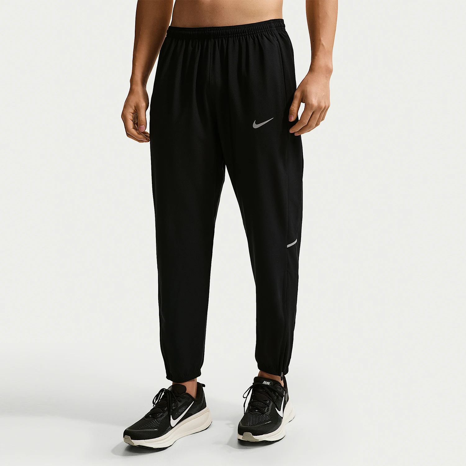 Nike Authentic Men's Sports Simple Breathable Elastic Woven Pants IF2063-010
Nike Authentic Men's Sports Simple Breathable Elastic Woven Pants IF2063-010