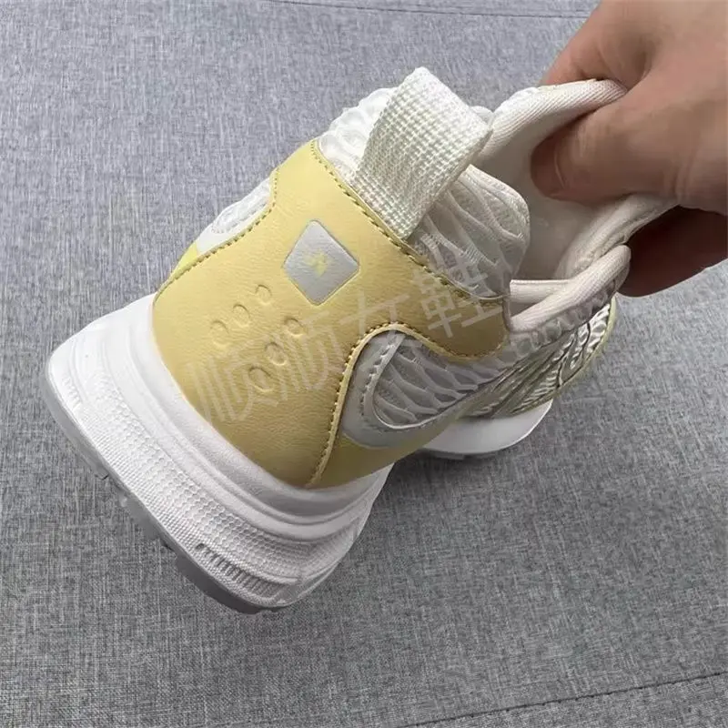 New hot summer 2025 essential lightweight neutral comfortable breathable shock-absorbing running shoes sneakers very good
New hot summer 2025 essential lightweight neutral comfortable breathable shock-absorbing running shoes sneakers very good