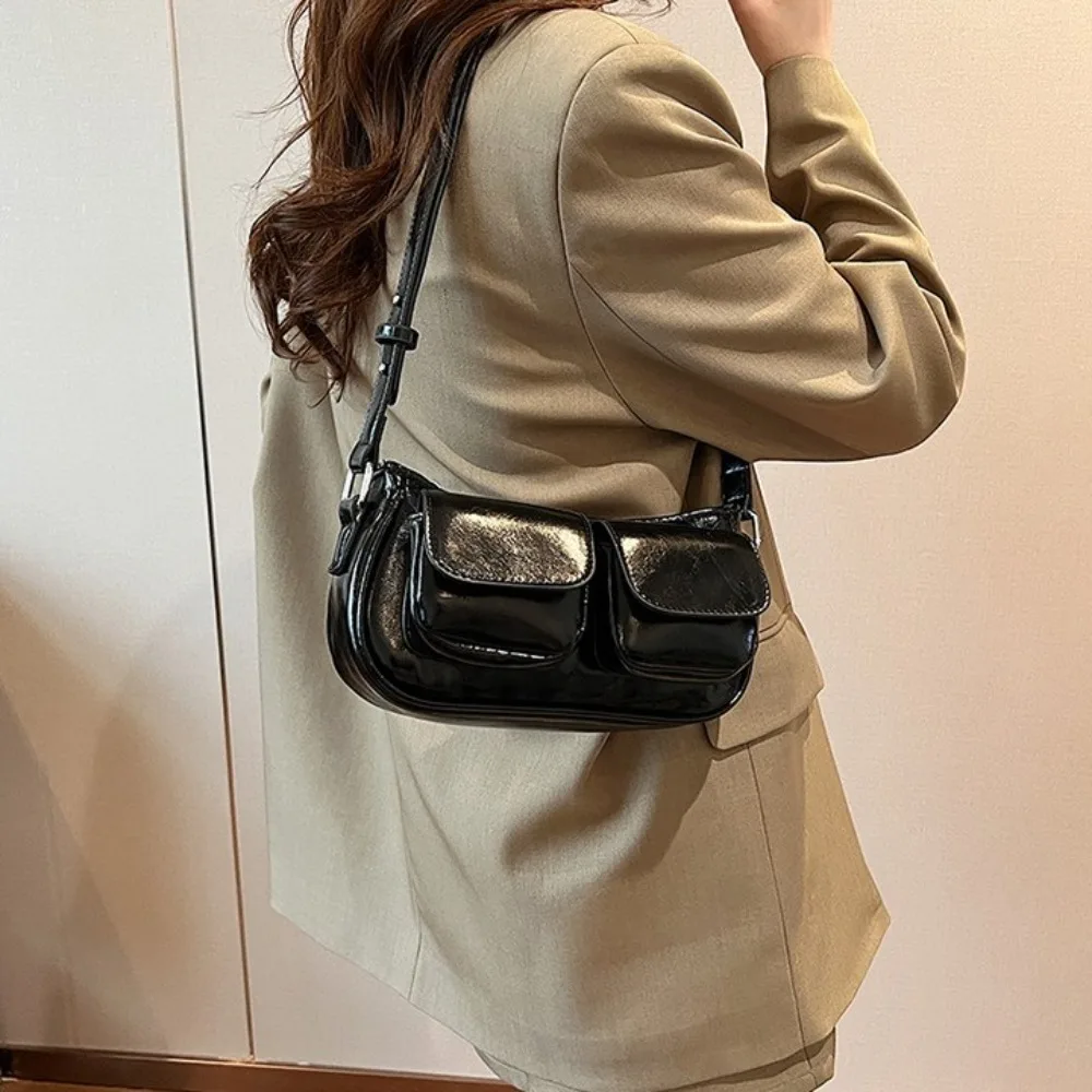 Y2K Pocket Shoulder Bag Korean Style Adjustable Shoulder Strap PU Leather Underarm Bag Zipper Solid Color Women Handbag Outdoor
Y2K Pocket Shoulder Bag Korean Style Adjustable Shoulder Strap PU Leather Underarm Bag Zipper Solid Color Women Handbag Outdoor