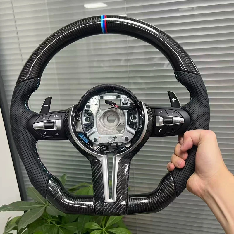 MAXEAGLE For BMW M3 F30 F15 F16 F20 F22 F25 F48 M5 F10 F06 F07 F18 F06 F12 E70 E71 E81 E84 E90 Carbon fiber steering wheel
MAXEAGLE For BMW M3 F30 F15 F16 F20 F22 F25 F48 M5 F10 F06 F07 F18 F06 F12 E70 E71 E81 E84 E90 Carbon fiber steering wheel