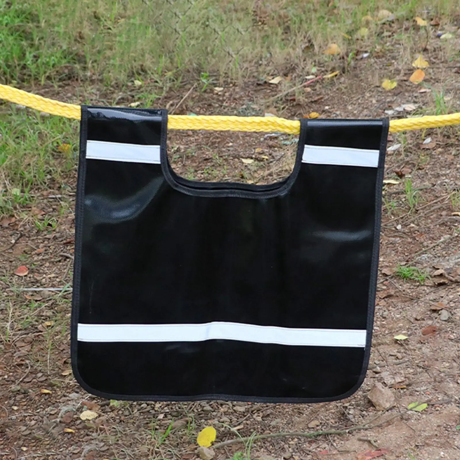 Winch Cable Damper Secure Recovery Dampener Blanket Sturdy Lightweight Accessory Outdoor Portable Cushion Winch Rope Dampener
Winch Cable Damper Secure Recovery Dampener Blanket Sturdy Lightweight Accessory Outdoor Portable Cushion Winch Rope Dampener