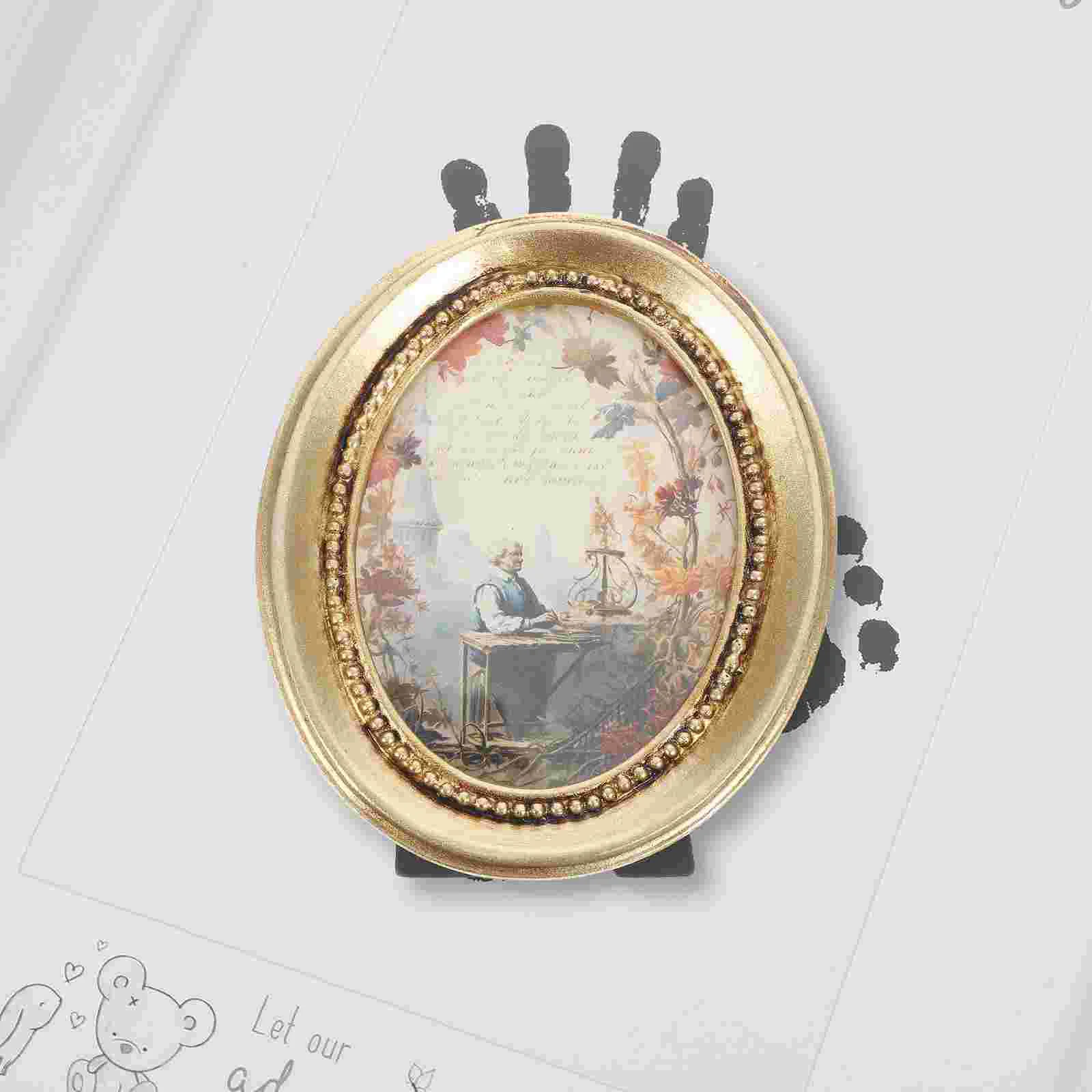 Photo Frame Small Desk Props Retro Decor Picture Resin Decorations Frames Display European Style Vintage
Photo Frame Small Desk Props Retro Decor Picture Resin Decorations Frames Display European Style Vintage