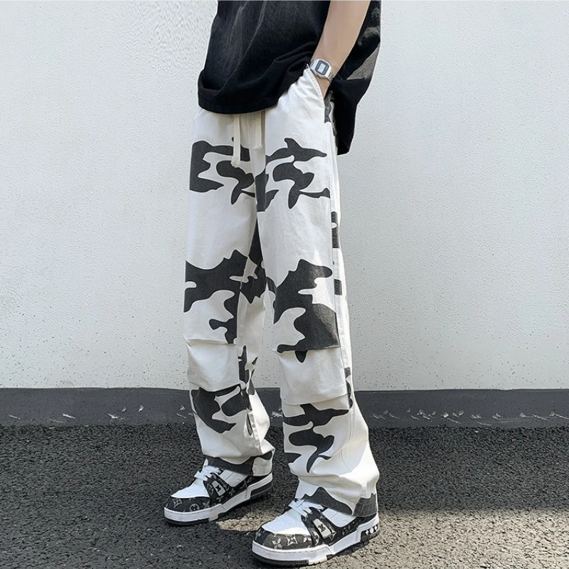 Vintage Camo Cargo Pants Men Baggy Wide Leg Straight Fit Utility Trousers Casual Streetwear Outdoor Fashion Pants
Vintage Camo Cargo Pants Men Baggy Wide Leg Straight Fit Utility Trousers Casual Streetwear Outdoor Fashion Pants