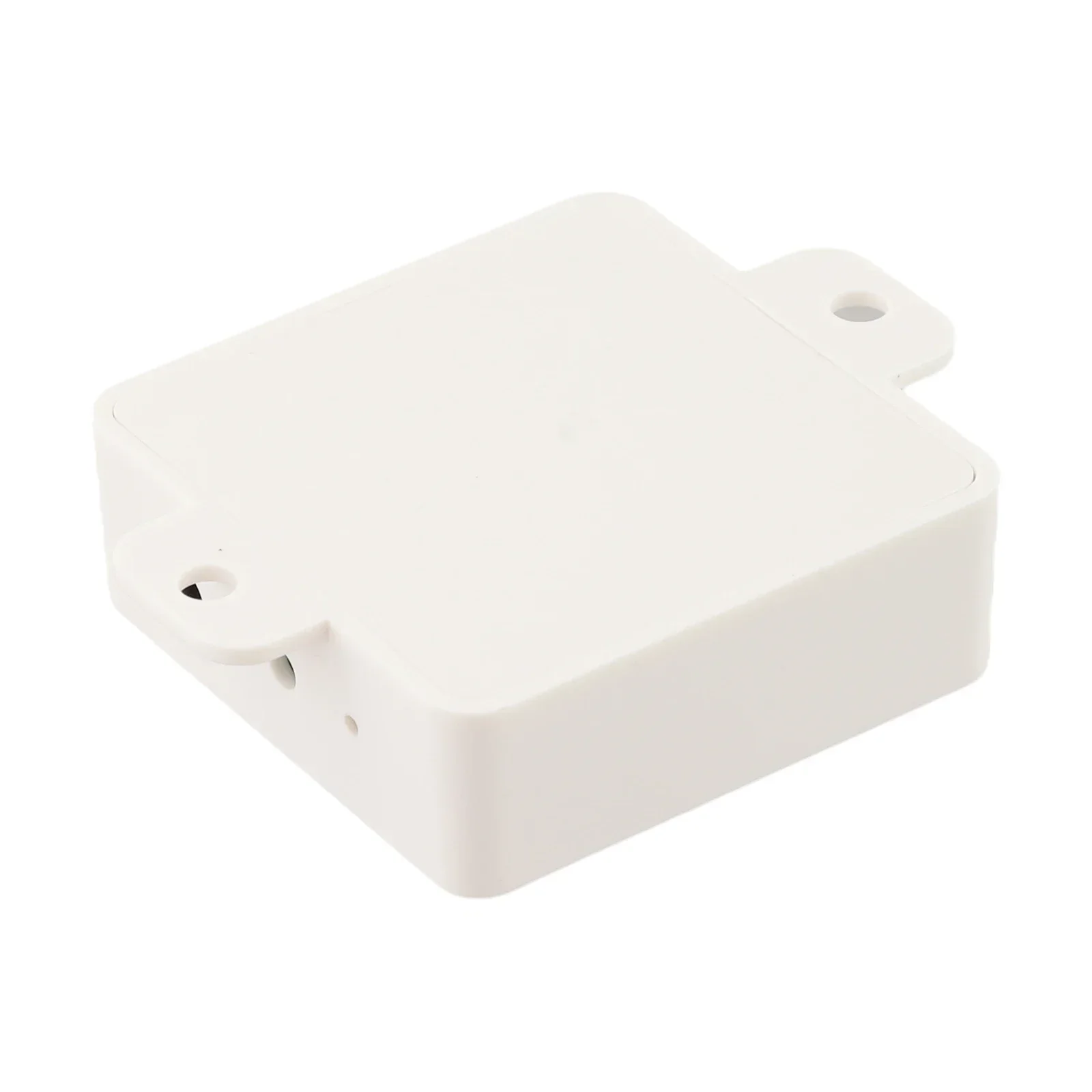 Easily Customizable RGB LED Music Syncing Controller Offering a Range of Dynamic Modes to Transform Your Living Space
Easily Customizable RGB LED Music Syncing Controller Offering a Range of Dynamic Modes to Transform Your Living Space