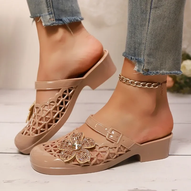 2025 Women's Shoes Closed Toe Women's Slippers Fashion Floral Casual Slippers Women Summer Best Seller Flat Slippers Zapatos
2025 Women's Shoes Closed Toe Women's Slippers Fashion Floral Casual Slippers Women Summer Best Seller Flat Slippers Zapatos