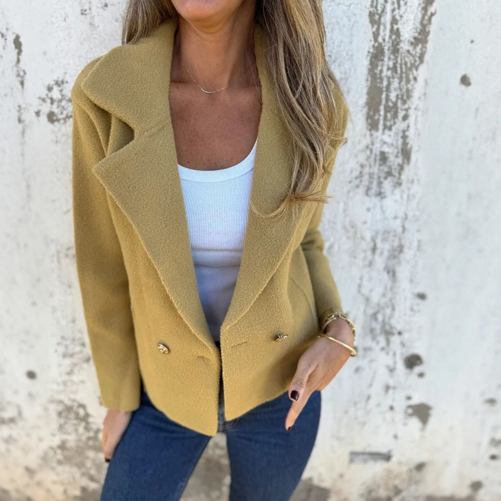 Women's Solid Color Long Sleeve Blazer Autumn Basic Daily Office Lapel Open Front Button Style for Ladies
Women's Solid Color Long Sleeve Blazer Autumn Basic Daily Office Lapel Open Front Button Style for Ladies