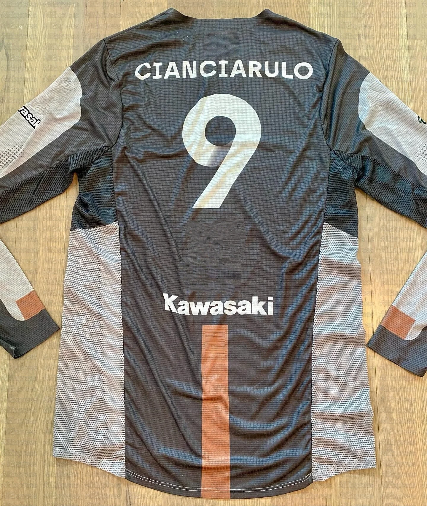 Kawasaki Moto Long Sleeve Jersey T-Shirt Outdoor Summer Classic Tee Loose Fit Exercise Motorcycle Clothing for Adults
Kawasaki Moto Long Sleeve Jersey T-Shirt Outdoor Summer Classic Tee Loose Fit Exercise Motorcycle Clothing for Adults