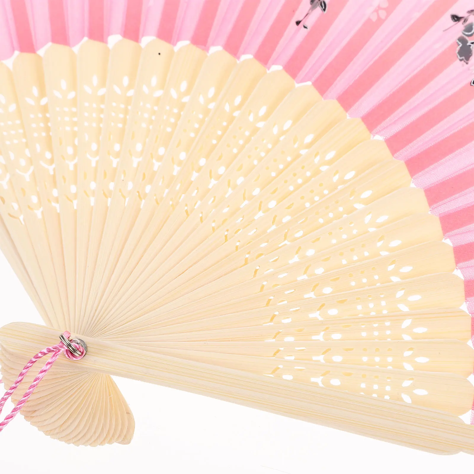 Bamboo Folding Vintage Decorative Handheld Cloth Dancing Fans Chinese Style Retro Style Fan Adornment Foldable
Bamboo Folding Vintage Decorative Handheld Cloth Dancing Fans Chinese Style Retro Style Fan Adornment Foldable
