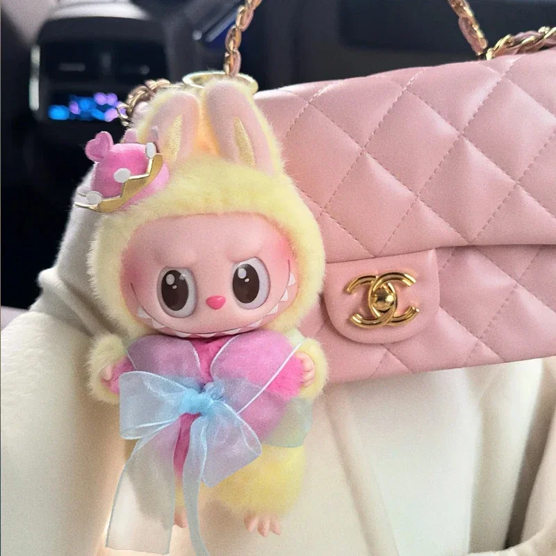 New Labubu The Monsters Let'S Checkmate Series Blind Box Vinyl Doll Figure Queen Keychain Bag Pendant Decor The Noble Queen Gift
New Labubu The Monsters Let'S Checkmate Series Blind Box Vinyl Doll Figure Queen Keychain Bag Pendant Decor The Noble Queen Gift