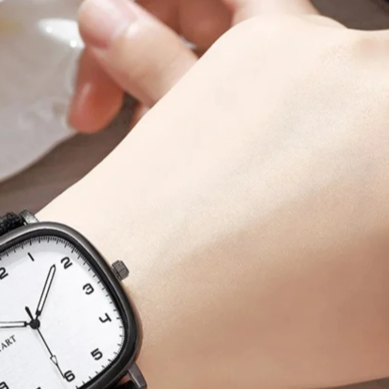 Fashion Square Men Watches Simple Arabic Quartz Watch Leather Band Men Business Wristwatches Reloj Hombre(Without Box)
Fashion Square Men Watches Simple Arabic Quartz Watch Leather Band Men Business Wristwatches Reloj Hombre(Without Box)