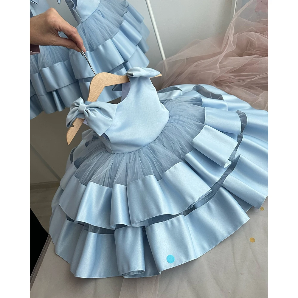Blue Flower Girl Dresses 2026 Cute Baby Girl Dress Bow Layers First Communion Gown Kid Birthday Party Dress Child Dresses
Blue Flower Girl Dresses 2026 Cute Baby Girl Dress Bow Layers First Communion Gown Kid Birthday Party Dress Child Dresses