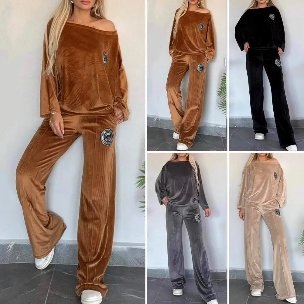 2 Pcs/Set Women Top Pants Suit Velvet Round Neck Bat Sleeves Blouse Wide Leg Solid Color Trousers Sport Casual Outfit Fall Sprin
2 Pcs/Set Women Top Pants Suit Velvet Round Neck Bat Sleeves Blouse Wide Leg Solid Color Trousers Sport Casual Outfit Fall Sprin