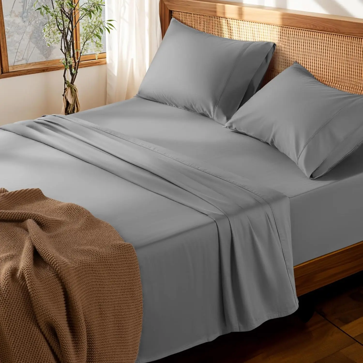 1000 Thread Count 100% Cotton Queen Sheet Set, Deep Pocket Up to 18"-24", 4 Pcs Bedding - Soft, Breathable, All-Season Comfort
1000 Thread Count 100% Cotton Queen Sheet Set, Deep Pocket Up to 18"-24", 4 Pcs Bedding - Soft, Breathable, All-Season Comfort