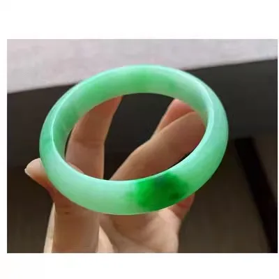 Natural Myanmar Jade 54mm-62mm bracelet exquisite princess bracelet to send girlfriend to send mother Hetian jade
Natural Myanmar Jade 54mm-62mm bracelet exquisite princess bracelet to send girlfriend to send mother Hetian jade
