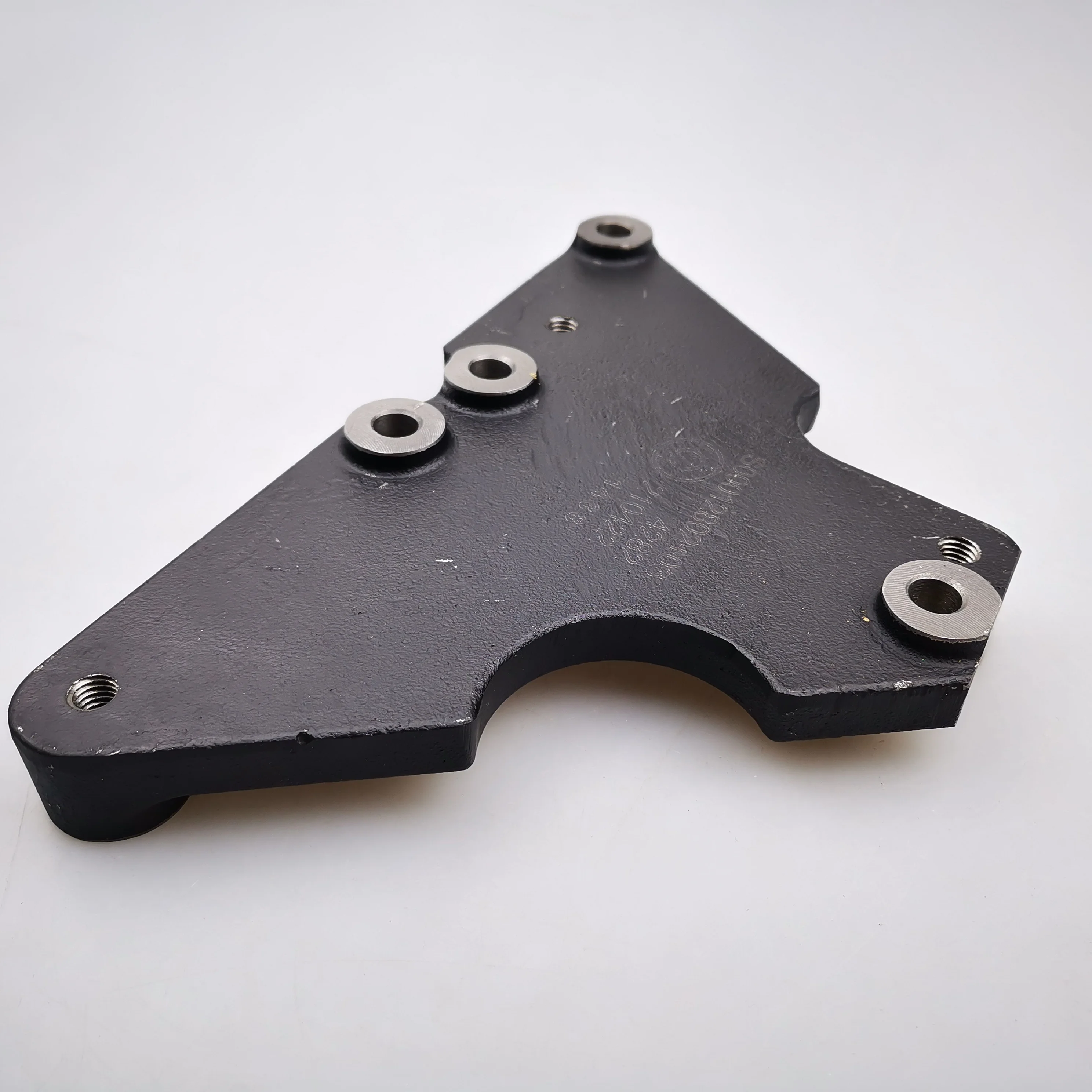 SAIC MAXUS V80 Original EGR Valve Cooler Bracket C00046489
SAIC MAXUS V80 Original EGR Valve Cooler Bracket C00046489