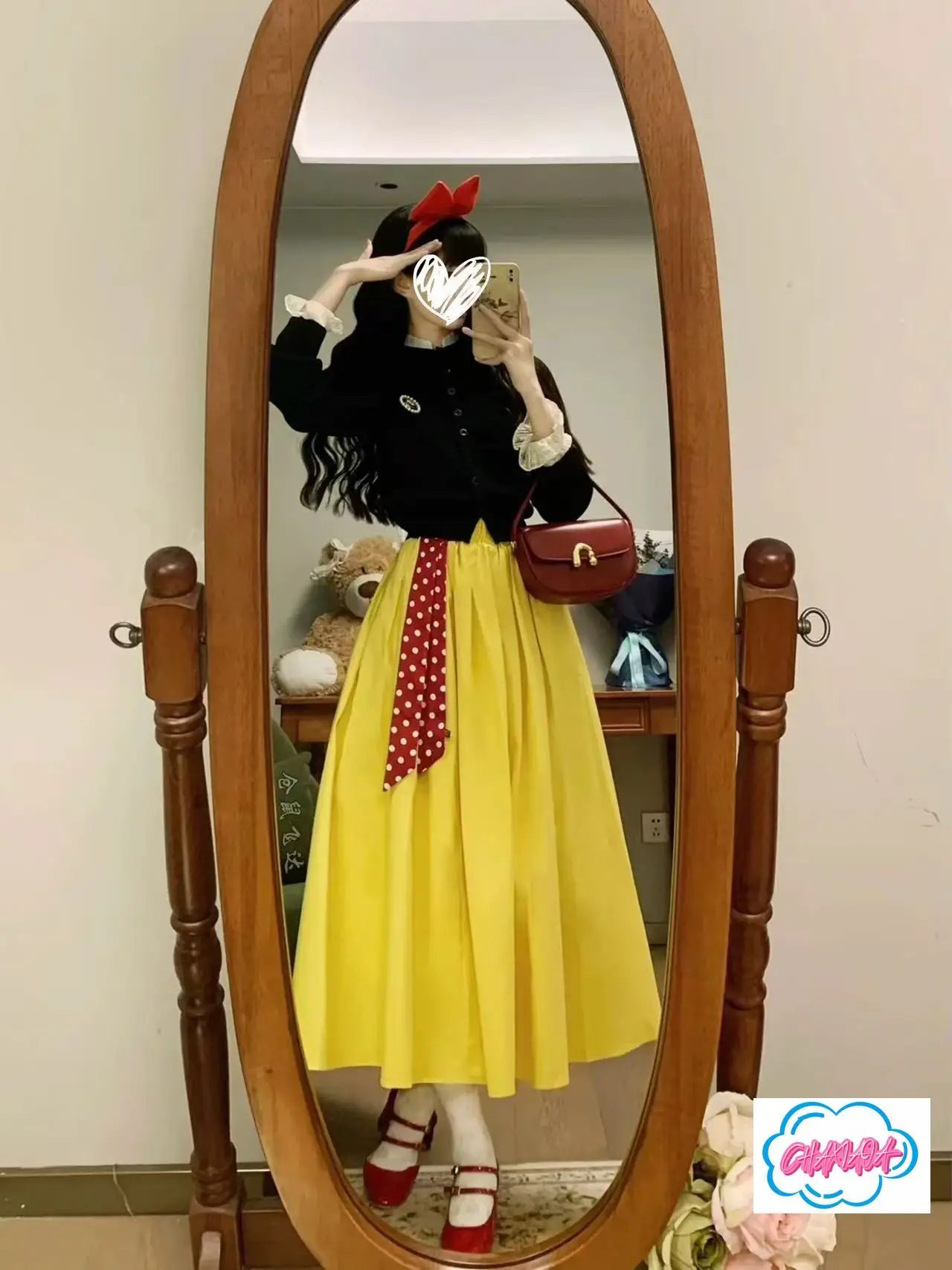 French Coffee Break College Style Temperament Black Short Open Cedar Jacket for Women with Bright Yellow Skirt Two-piece Set
French Coffee Break College Style Temperament Black Short Open Cedar Jacket for Women with Bright Yellow Skirt Two-piece Set