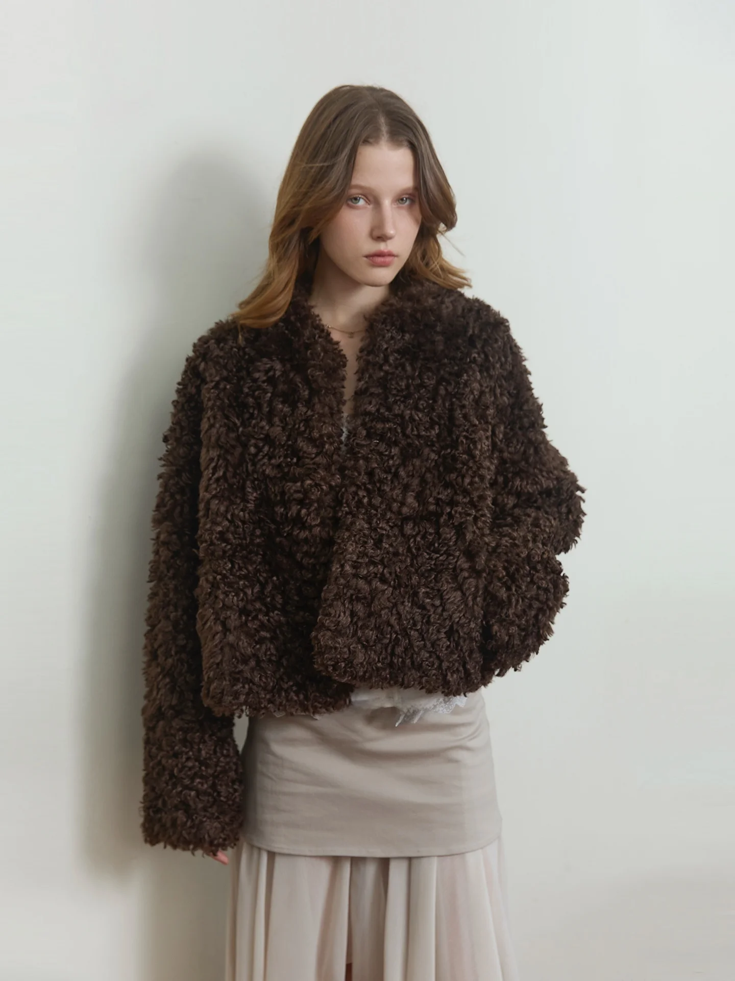 Faionable Thiened Fur Jaet with Stand Collar Youth Women's Stand Fit Winter Coat Casual Chic Hazel Beach Roll Sve
Faionable Thiened Fur Jaet with Stand Collar Youth Women's Stand Fit Winter Coat Casual Chic Hazel Beach Roll Sve