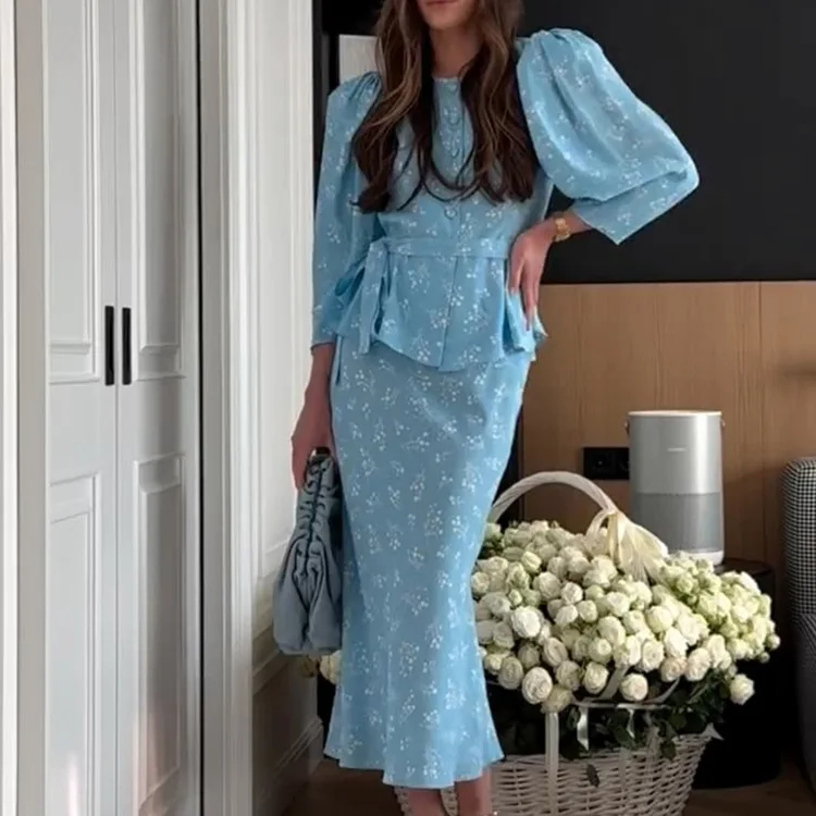 Spring Fashion Loose Print Women Two Pieces Set 2026 Elegant Long Sleeve Shirt With High Waist Long Skirt Set Female Streetwear
Spring Fashion Loose Print Women Two Pieces Set 2026 Elegant Long Sleeve Shirt With High Waist Long Skirt Set Female Streetwear