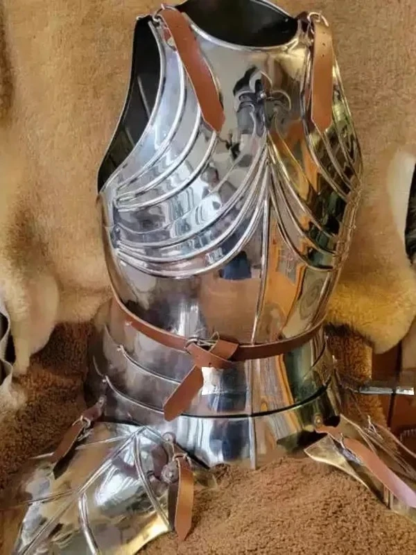 European Knight Armor Chest Protection Medieval Gothic Chest Armor with Baffles for Real Humans to Wear
European Knight Armor Chest Protection Medieval Gothic Chest Armor with Baffles for Real Humans to Wear