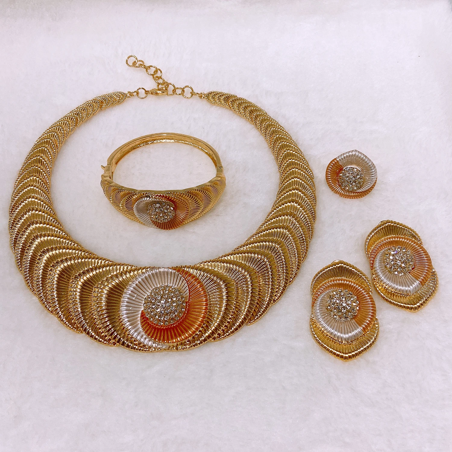 Yulaili Gold Fan - shaped Rhinestone Jewelry Set with Choker Necklace Earrings Bracelet for Party Wedding Occasions I0000120
Yulaili Gold Fan - shaped Rhinestone Jewelry Set with Choker Necklace Earrings Bracelet for Party Wedding Occasions I0000120