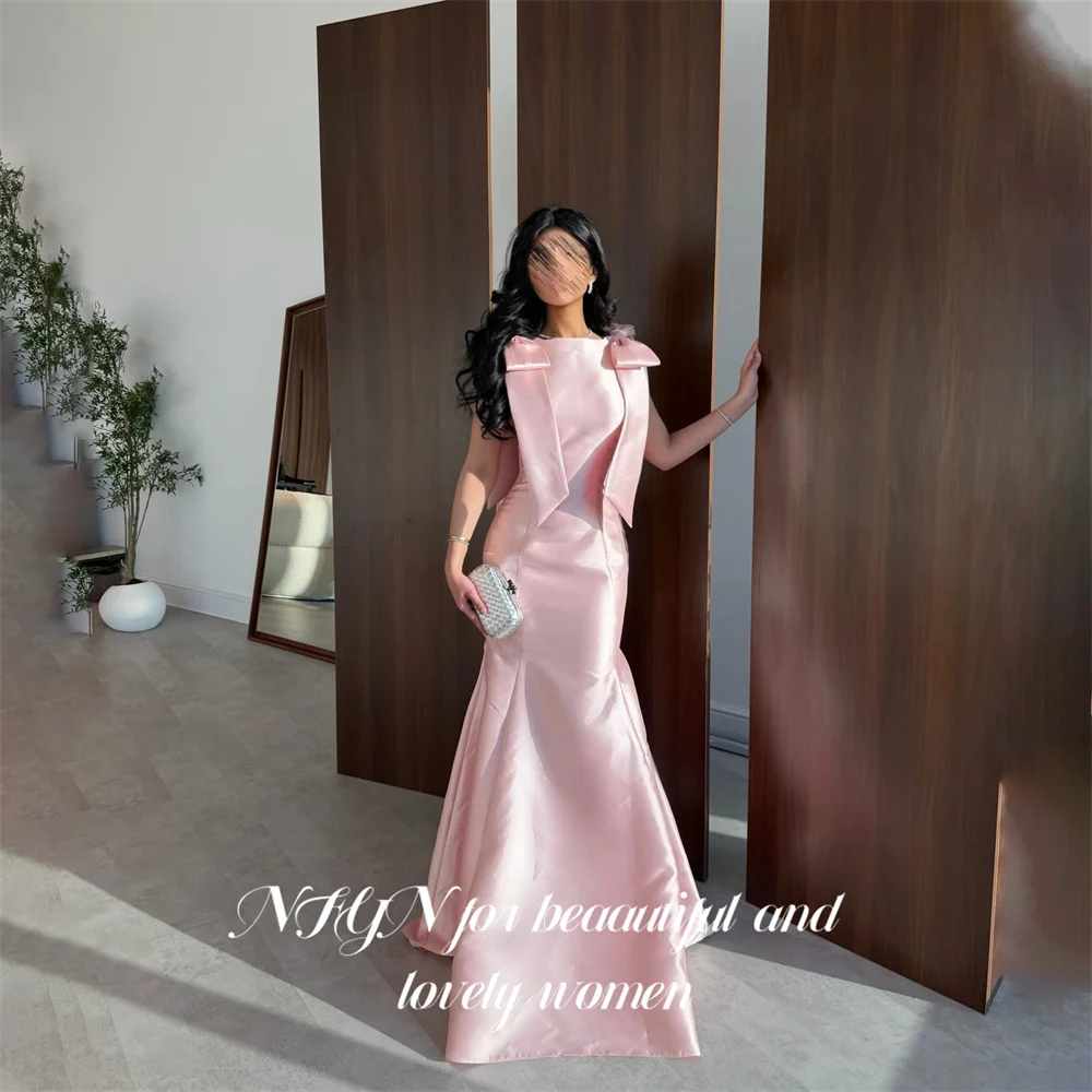 NFYN Pink Satin Party Dresses Tank Sleeveless فساتين السهرة Trumpet Night Dress with Statement Bow Celebrity Dress Customized
NFYN Pink Satin Party Dresses Tank Sleeveless فساتين السهرة Trumpet Night Dress with Statement Bow Celebrity Dress Customized