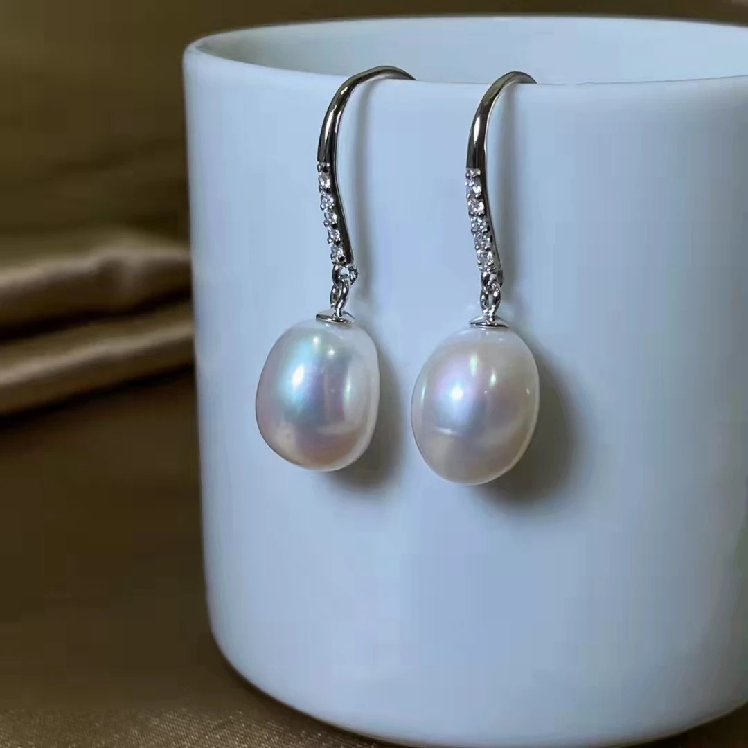 925 Sterling Silver Pearl Earrings Women Fashion Jewelry Luxury Simple Charms Perlas Drop Trendy
925 Sterling Silver Pearl Earrings Women Fashion Jewelry Luxury Simple Charms Perlas Drop Trendy