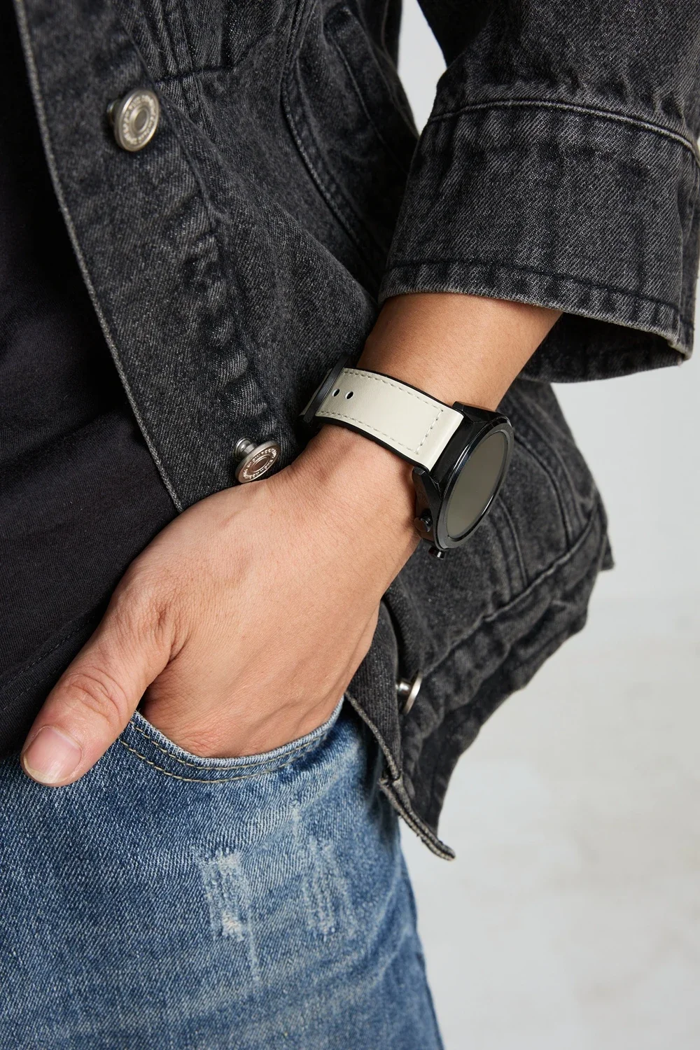 Fashion Leather silicone strap loop band For Samsung Galaxy Watch 7 FE 5 Pro 4 6 classic 44mm 40mm sport correa Galaxy Watch 7
Fashion Leather silicone strap loop band For Samsung Galaxy Watch 7 FE 5 Pro 4 6 classic 44mm 40mm sport correa Galaxy Watch 7