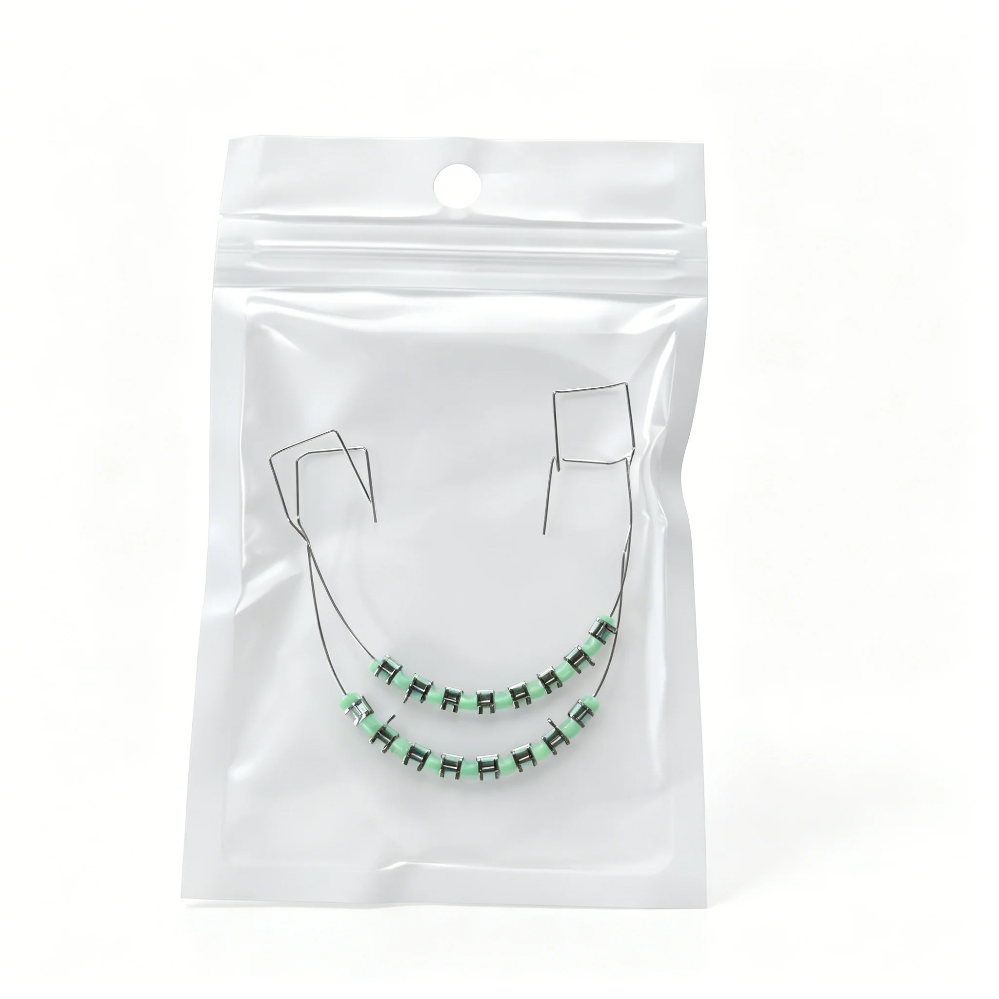Orthodontic braces, braces, denture chains, 1 pair of colored metal wires, temporary dental decoration H2931-65.16
Orthodontic braces, braces, denture chains, 1 pair of colored metal wires, temporary dental decoration H2931-65.16