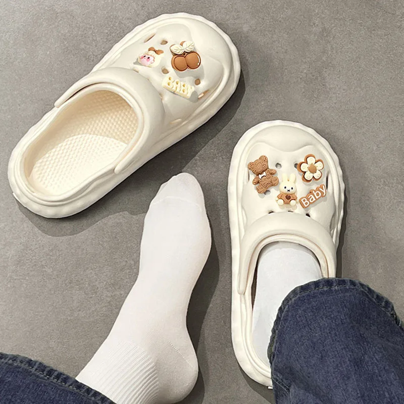 Women DIY Cute Animal button Decor Clogs Fashion Summer Spring Autumn Beach Sandals Cave Hole Female Garden Shoes Students Girls
Women DIY Cute Animal button Decor Clogs Fashion Summer Spring Autumn Beach Sandals Cave Hole Female Garden Shoes Students Girls