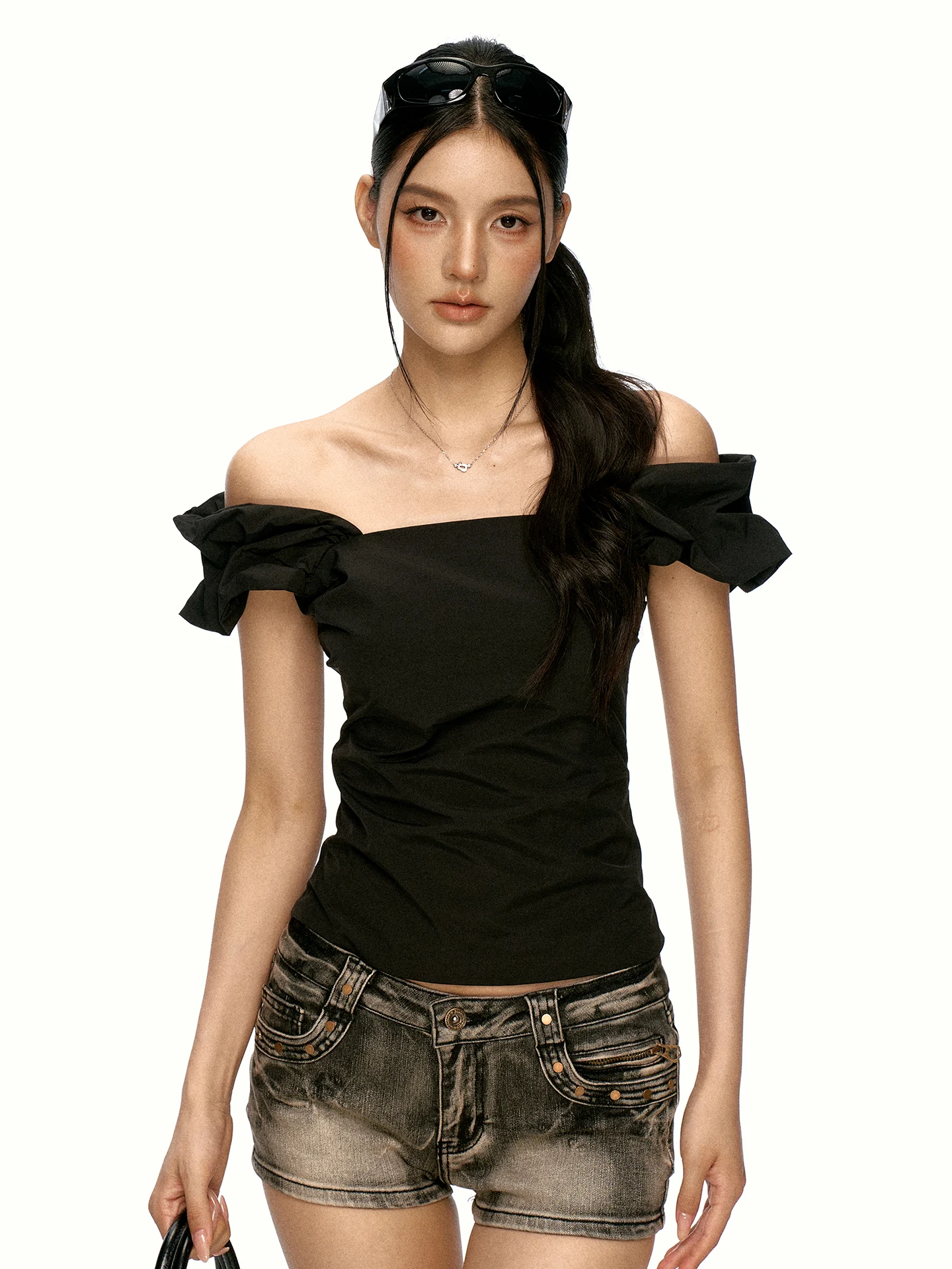 Black One-Shoulder Short-Sleeve Shirt Women's Slim Fit Casual Style Polyester Fiber No-Sleeve Backless Pure Color Summer New
Black One-Shoulder Short-Sleeve Shirt Women's Slim Fit Casual Style Polyester Fiber No-Sleeve Backless Pure Color Summer New