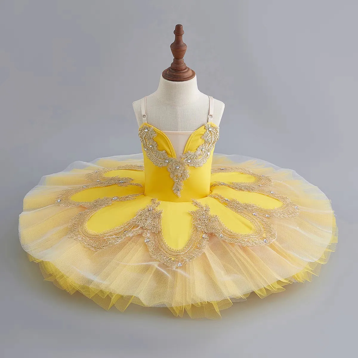 Children's tutu Professional practice gauze skirt Children's stage performance clothing One-piece performance clothing
Children's tutu Professional practice gauze skirt Children's stage performance clothing One-piece performance clothing