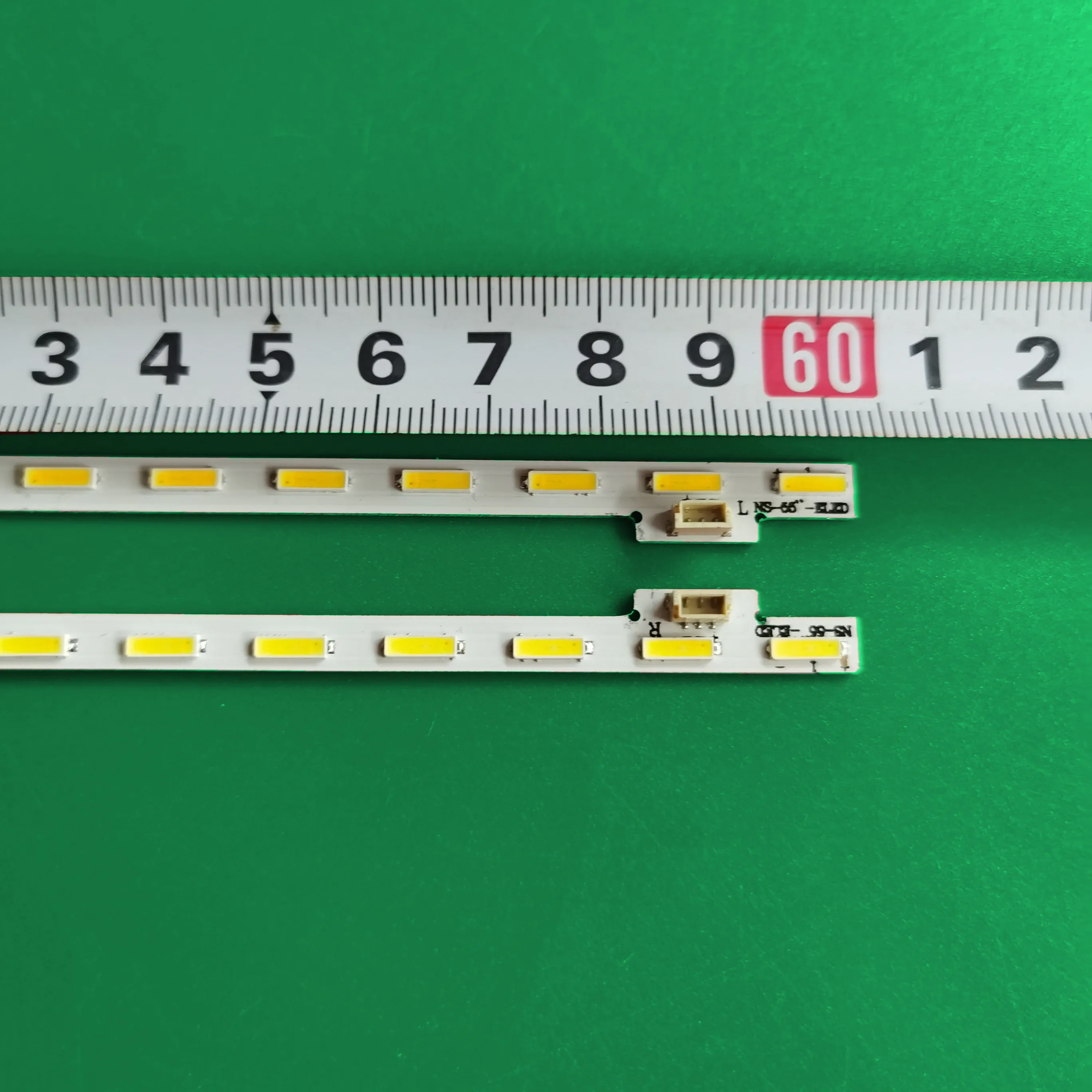 PPTV-55P1S 55P 55P1 NS-55"-ELED TPT550U1-QVN05 52LED 605MM 3V 55 inch LCD TV backlight strip
PPTV-55P1S 55P 55P1 NS-55"-ELED TPT550U1-QVN05 52LED 605MM 3V 55 inch LCD TV backlight strip